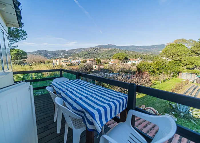 Campo Nell'elba Марина-ди-Кампо